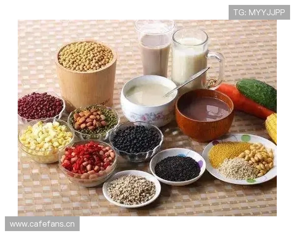 崔家溪早餐喝的是进口牛奶，训练结束就直接回家煲剧，真不带那么拼的嘛？