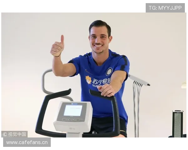 苏亚雷斯训练完回家吃顿饭，冰箱里全是称重好的鸡胸肉